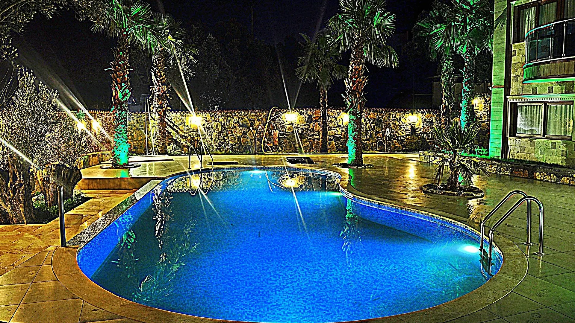 Bodrum Oscar Hotel 2*,
